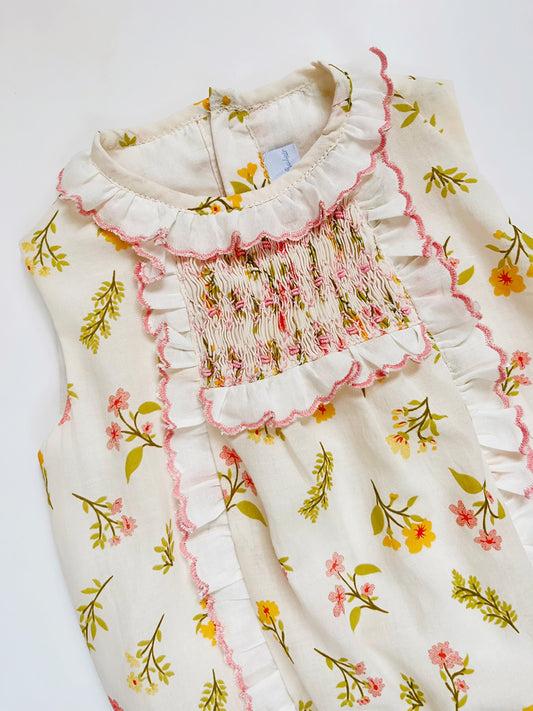 PELELE NIDO EST FLORES MARGARITAS