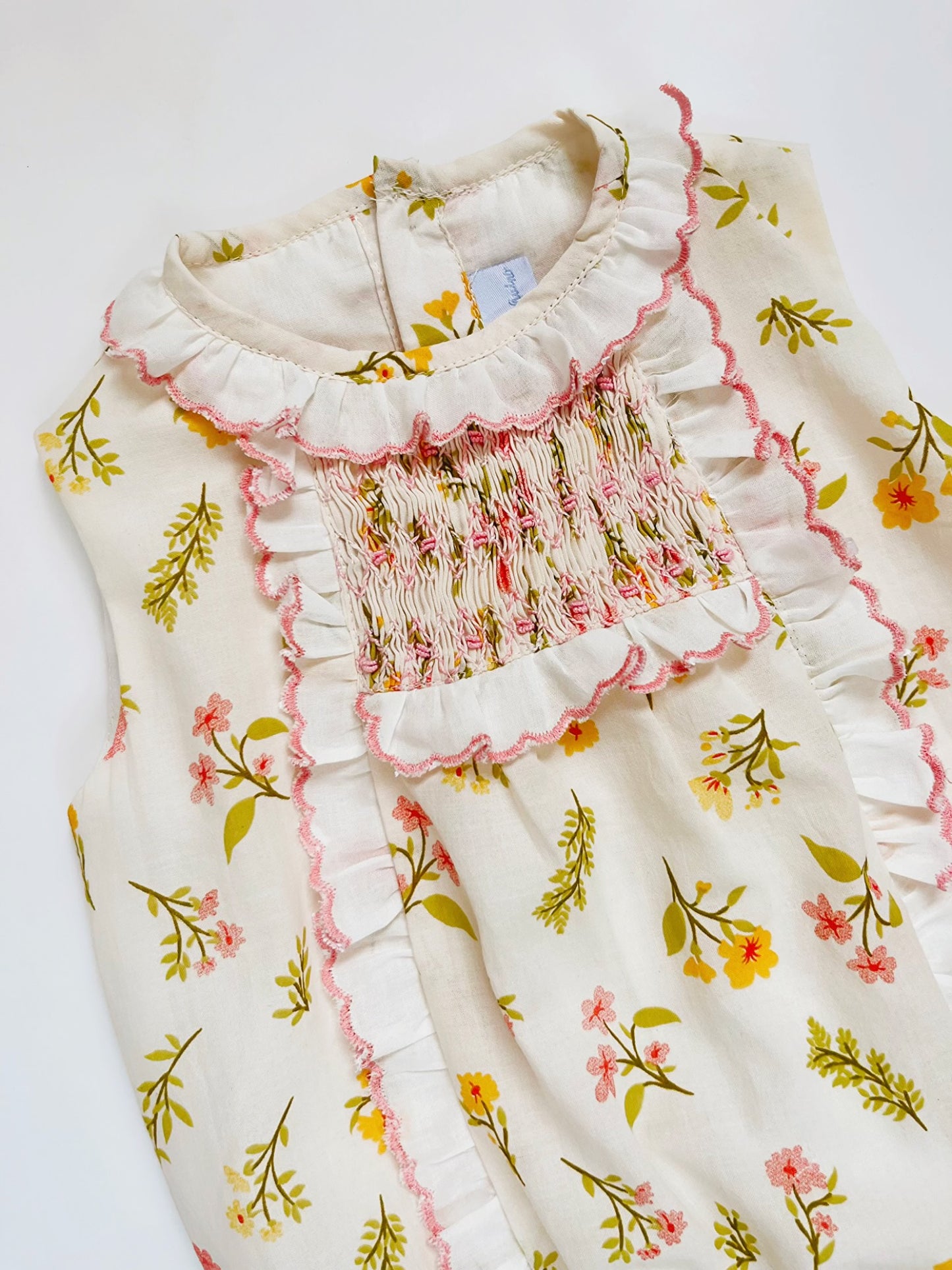 PELELE NIDO EST FLORES MARGARITAS