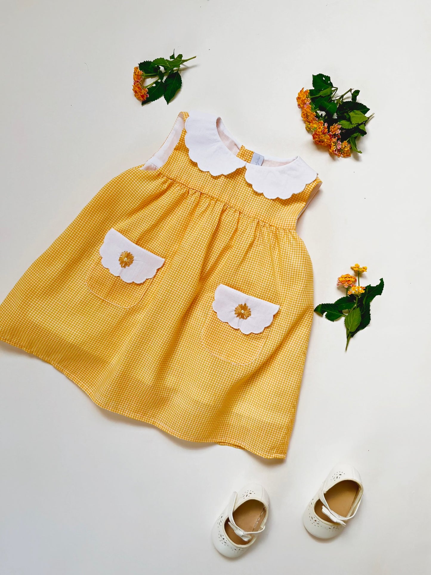 VESTIDO BATA CUADROS MARGARITAS