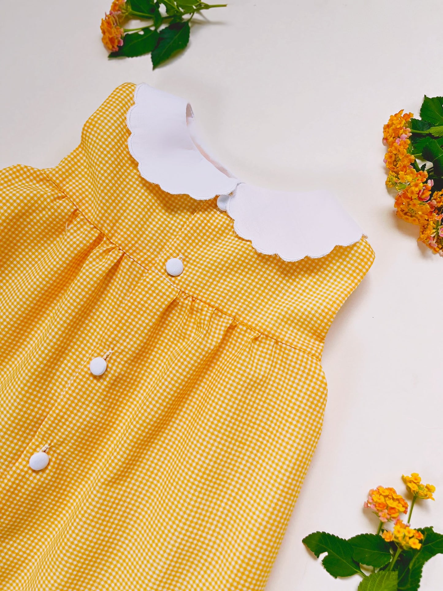 VESTIDO BATA CUADROS MARGARITAS