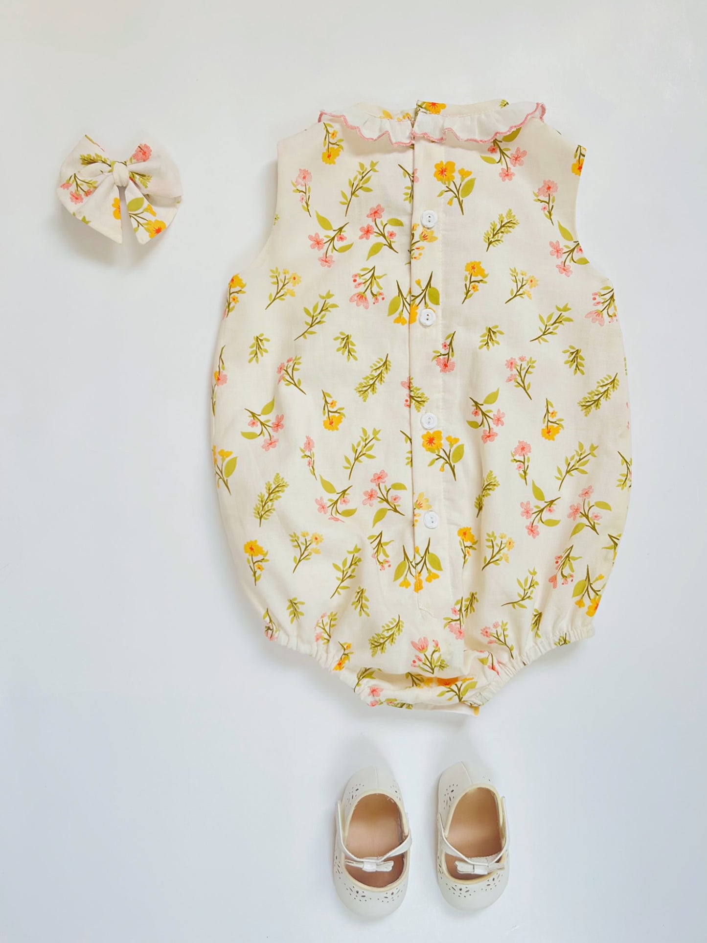 PELELE NIDO EST FLORES MARGARITAS