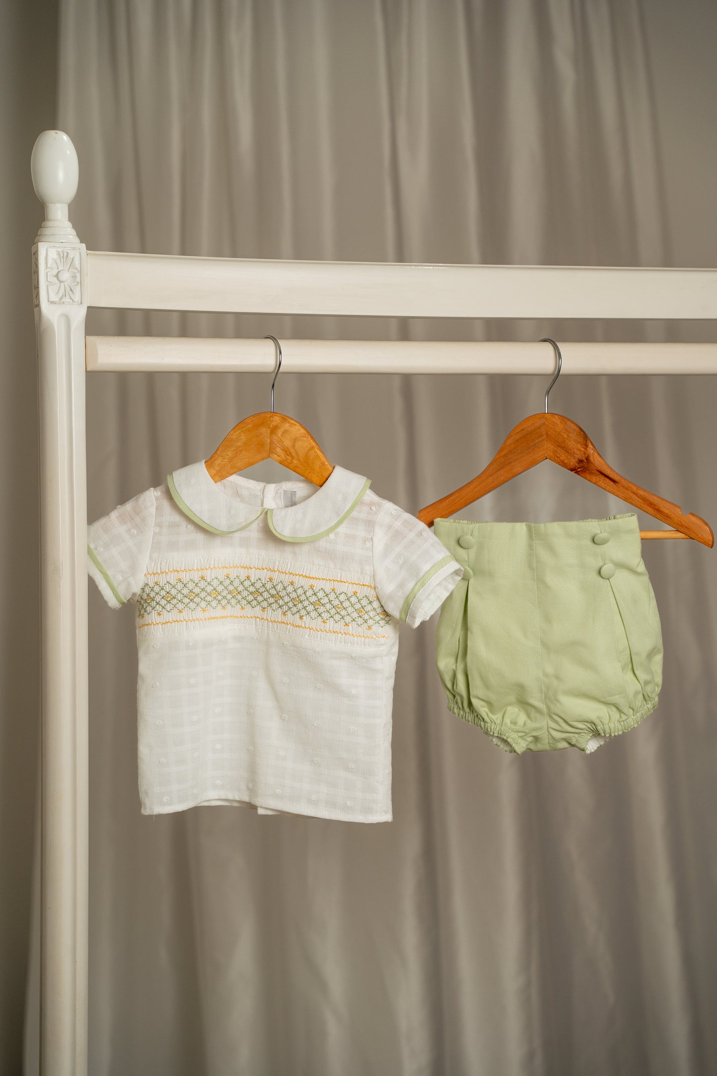 CONJUNTO SMOCK PISTACHO