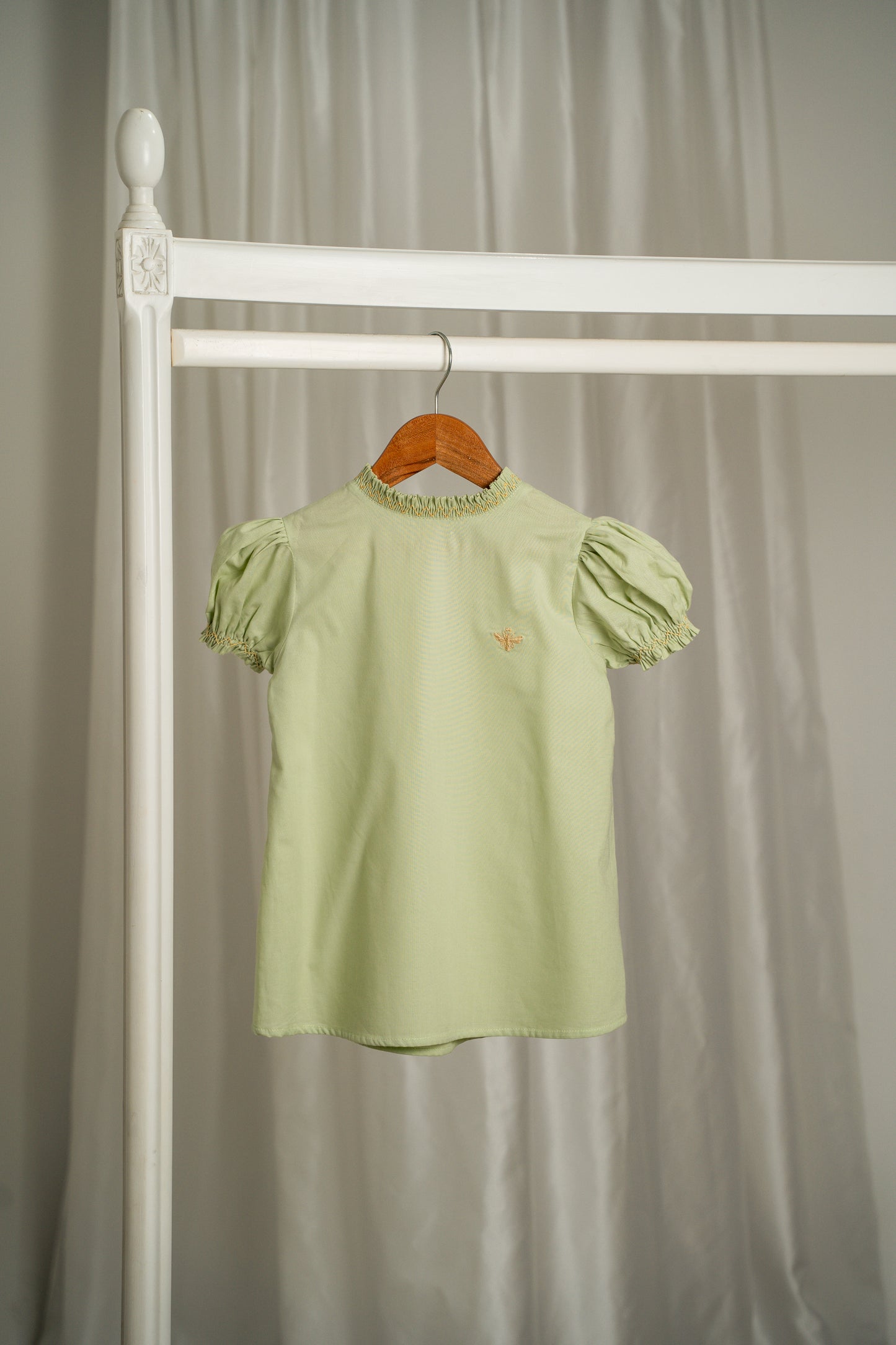 BLUSA PISTACHO SMOCK