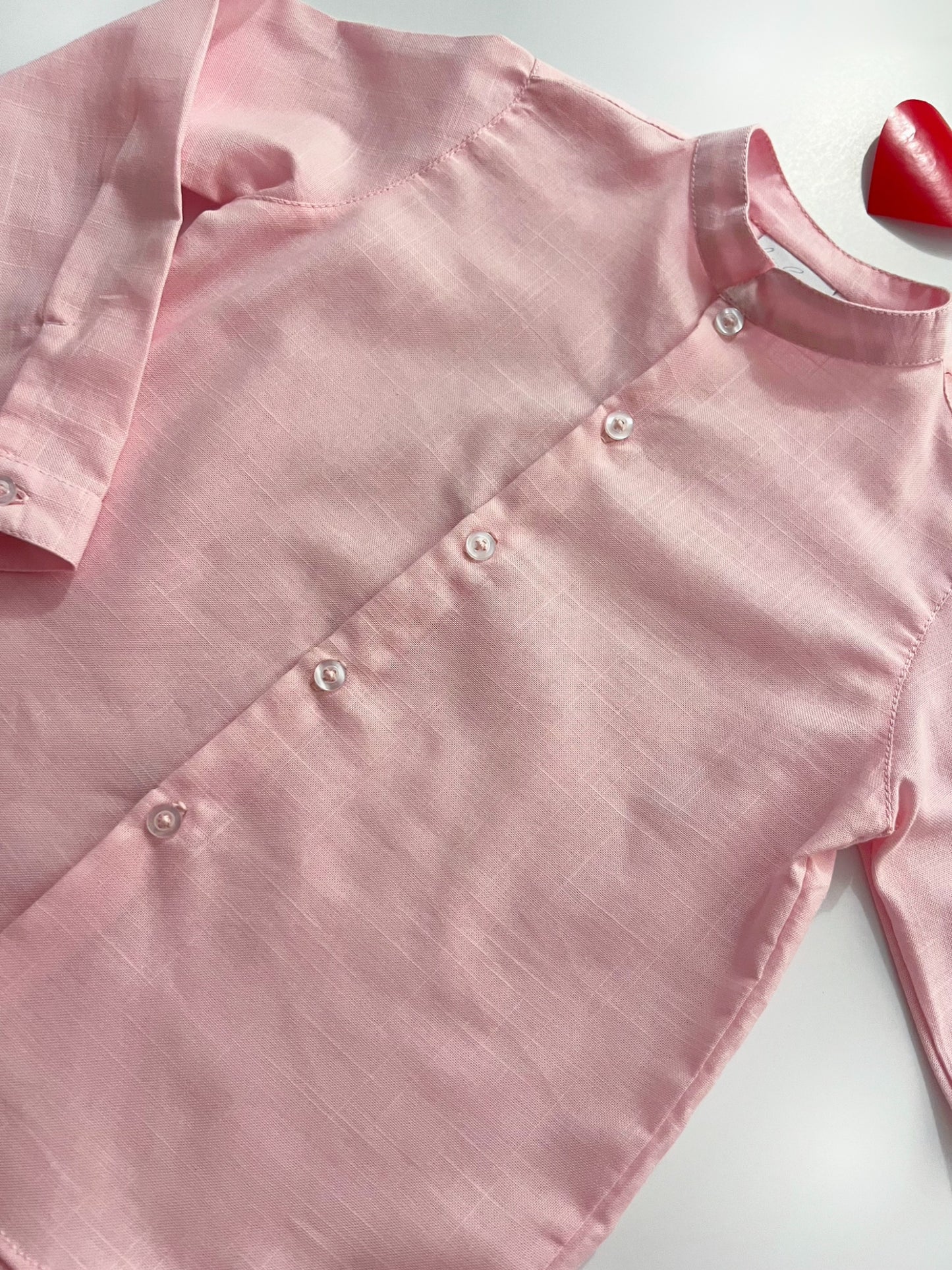 Camisa cuello mano lino rosa