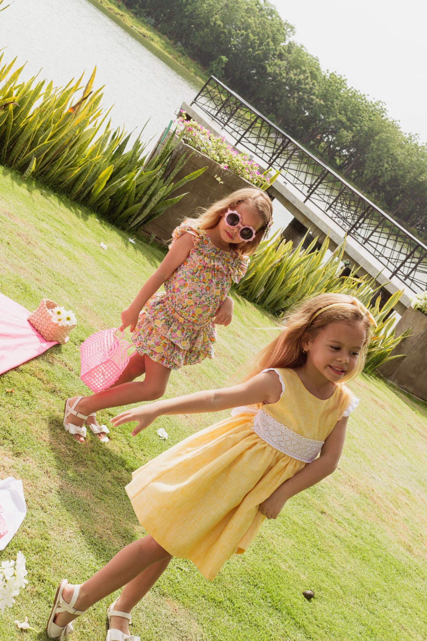 VESTIDO ESCOTE V LINO AMARILLO