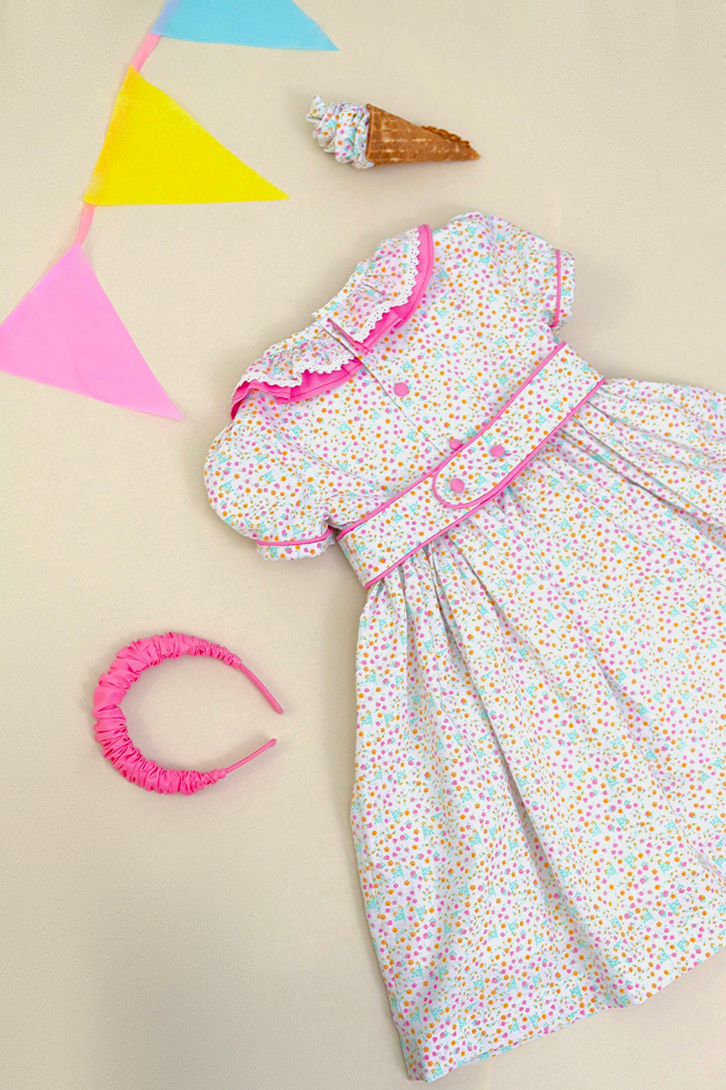 Vestido Cuello Volante Estampado Fluor